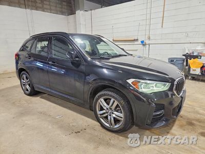Czwarte zdjęcie samochodu z boku: 2021 BMW X1 XDRIVE28I VIN:WBXJG9C00M5S11162 - miniatura