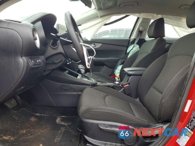 Zdjęcie 7 z 12 samochodu: 2021 KIA FORTE FE VIN:3KPF24ADXME289043 - miniatura