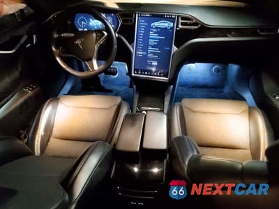 Zdjęcie 8 z 12 samochodu: 2018 TESLA MODEL S VIN:5YJSA1E27JF244737 - miniatura