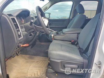 Zdjęcie 7 z 12 samochodu: 2017 RAM 1500 ST VIN:1C6RR6FT4HS591944 - miniatura