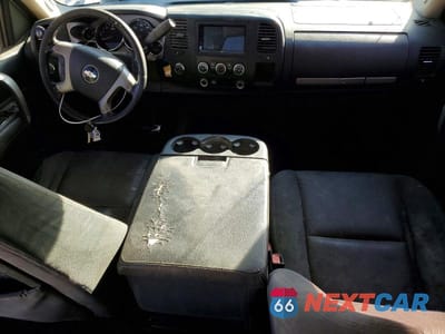 Zdjęcie 8 z 11 samochodu: 2009 CHEV SILVERADO VIN:2GCEK23C891141496 - miniatura
