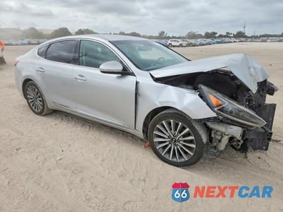 Czwarte zdjęcie samochodu z boku: 2017 KIA CADENZA PREMIUM VIN:KNALB4J12H5052120 - miniatura