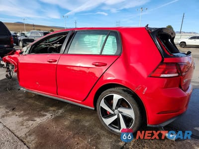 Drugie zdjęcie samochodu z przodu: 2018 VOLKSWAGEN GTI S VIN:3VW447AUXJM255198 - miniatura