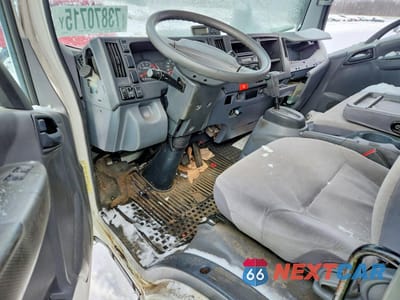 Zdjęcie 8 z 12 samochodu: 2017 ISUZU NPR HD REFRIGERATED BOX TRUCK VIN:54DC4W1B8HS807544 - miniatura