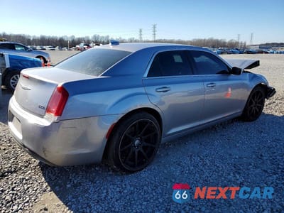 Trzecie zdjęcie samochodu z tyłu: 2015 CHRYSLER 300 LIMITED VIN:2C3CCAAG2FH779478 - miniatura