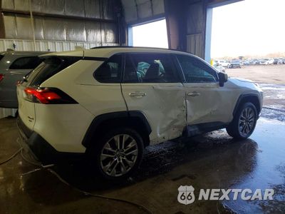 Trzecie zdjęcie samochodu z tyłu: 2021 TOYOTA RAV4 LIMITED VIN:2T3N1RFVXMW196430 - miniatura