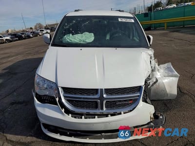 Piąte zdjęcie samochodu w środku: 2017 DODGE GRAND CARAVAN SXT VIN:2C4RDGCG4HR671671 - miniatura