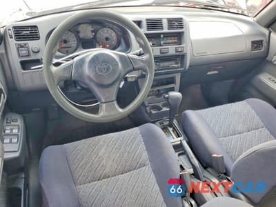 Zdjęcie 8 z 13 samochodu: 1998 TOYOTA RAV4 VIN:JT3GP10V3W7025412 - miniatura