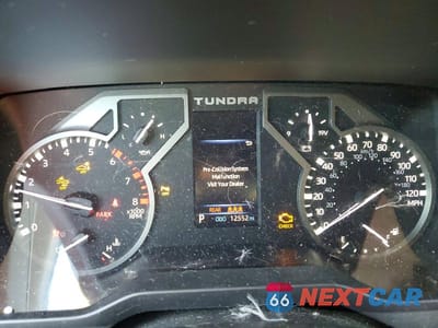 Zdjęcie 9 z 11 samochodu: 2024 TOYOTA TUNDRA CREWMAX SR VIN:5TFLA5DB1RX151856 - miniatura