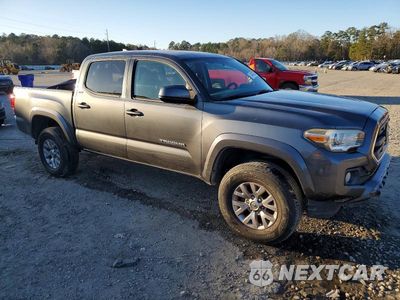 Czwarte zdjęcie samochodu z boku: 2016 TOYOTA TACOMA SR5 V6 VIN:3TMAZ5CN2GM020109 - miniatura