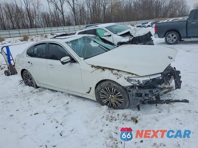 Czwarte zdjęcie samochodu z boku: 2019 BMW 530 XI VIN:WBAJA7C58KWC77576 - miniatura