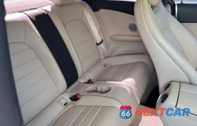 Zdjęcie 6 z 10 samochodu: 2018 MERCEDES-BENZ C 300 VIN:WDDWJ4JBXJF670349 - miniatura