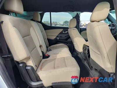 Zdjęcie 11 z 13 samochodu: 2022 CHEVROLET TRAVERSE LS VIN:1GNERLKW5NJ183743 - miniatura