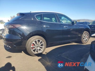 Trzecie zdjęcie samochodu z tyłu: 2019 MASERATI LEVANTE S LUXURY VIN:ZN661YUL2KX338664 - miniatura