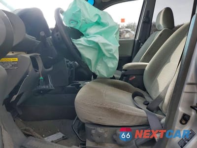 Zdjęcie 7 z 13 samochodu: 2005 HYUNDAI SANTA FE GLS VIN:KM8SC73D85U938654 - miniatura