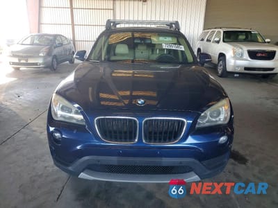 Piąte zdjęcie samochodu w środku: 2013 BMW X1 XDRIVE28I VIN:WBAVL1C52DVR85143 - miniatura