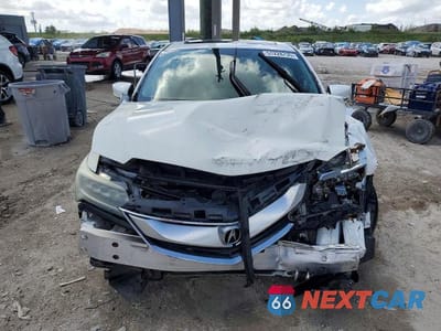 Piąte zdjęcie samochodu w środku: 2016 ACURA ILX BASE WATCH PLUS VIN:19UDE2F38GA020907 - miniatura