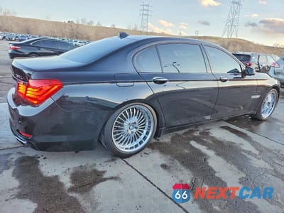 Trzecie zdjęcie samochodu z tyłu: 2011 BMW 750 LXI VIN:WBAKC8C5XBC433605 - miniatura