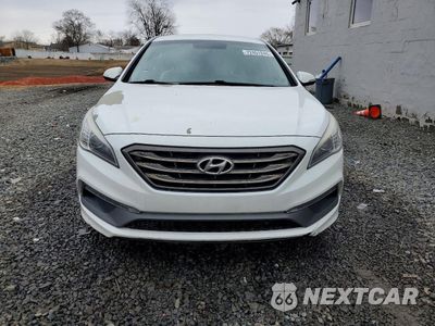 Piąte zdjęcie samochodu w środku: 2017 HYUNDAI SONATA SPORT VIN:5NPE34AF4HH439952 - miniatura