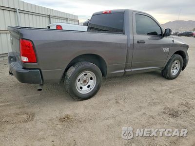 Trzecie zdjęcie samochodu z tyłu: 2016 RAM 1500 ST VIN:3C6JR6AG3GG382367 - miniatura