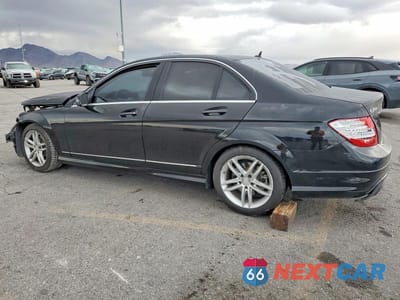 Drugie zdjęcie samochodu z przodu: 2013 MERCEDES-BENZ C 250 VIN:WDDGF4HB7DR248876 - miniatura