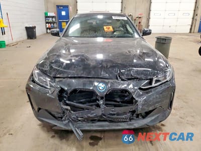 Piąte zdjęcie samochodu w środku: 2025 BMW I4 XDRIVE 40 VIN:WBY43HD08SFU61737 - miniatura