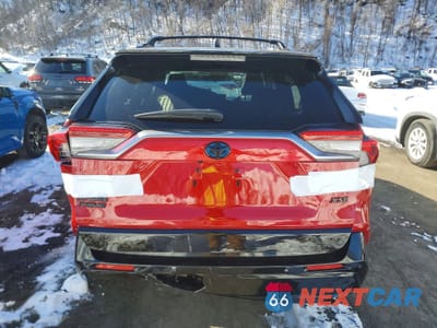 Zdjęcie 6 z 13 samochodu: 2022 TOYOTA RAV4 PRIME XSE VIN:JTMFB3FV2ND084914 - miniatura
