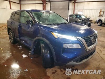 Czwarte zdjęcie samochodu z boku: 2021 NISSAN ROGUE SV VIN:5N1AT3BB0MC722502 - miniatura