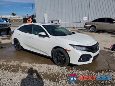 Czwarte zdjęcie samochodu z boku: 2019 HONDA CIVIC SPORT TOURING VIN:SHHFK7H97KU400916 - miniatura