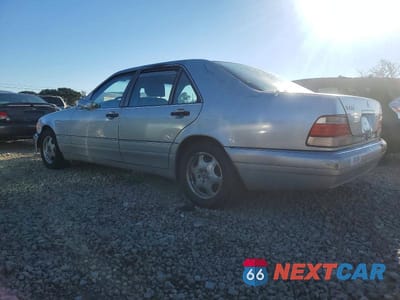 Drugie zdjęcie samochodu z przodu: 1998 MERCEDES-BENZ S 420 VIN:WDBGA43G4WA395037 - miniatura