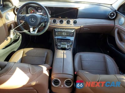 Zdjęcie 8 z 13 samochodu: 2017 MERCEDES-BENZ E 400 4MATIC VIN:WDDZH6GB3HA146771 - miniatura