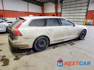 Trzecie zdjęcie samochodu z tyłu: 2019 VOLVO V90 T6 R-DESIGN VIN:YV1A22VMXK1087418 - miniatura