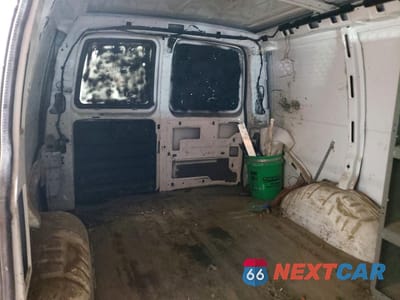 Zdjęcie 10 z 14 samochodu: 2008 CHEVROLET EXPRESS G1500 VIN:1GCFH154581105854 - miniatura