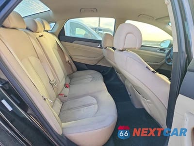 Zdjęcie 10 z 11 samochodu: 2017 HYUNDAI SONATA HYBRID VIN:KMHE24L10HA046828 - miniatura