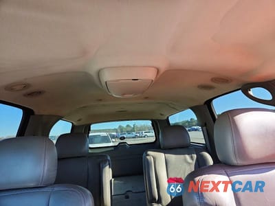 Zdjęcie 10 z 13 samochodu: 2004 CHEVROLET SUBURBAN C1500 VIN:3GNEC16Z44G118912 - miniatura