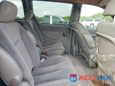 Zdjęcie 10 z 12 samochodu: 2004 CHRYSLER TOWN & COUNTRY VIN:2C4GP44R24R547244 - miniatura