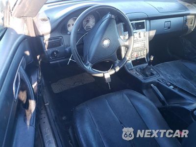 Zdjęcie 8 z 13 samochodu: 2003 MERCEDES-BENZ SLK 230 KOMPRESSOR VIN:WDBKK49FX3F293925 - miniatura
