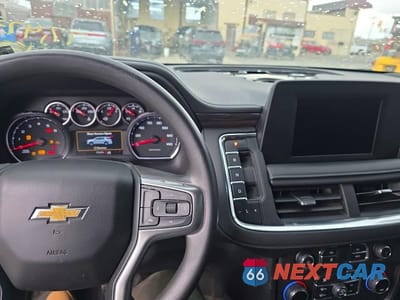 Zdjęcie 9 z 13 samochodu: 2023 CHEVROLET TAHOE K1500 VIN:1GNSKLED4PR432569 - miniatura