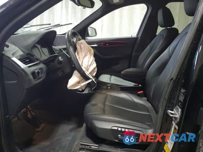 Zdjęcie 7 z 14 samochodu: 2020 BMW X1 XDRIVE28I VIN:WBXJG9C00L5R73311 - miniatura