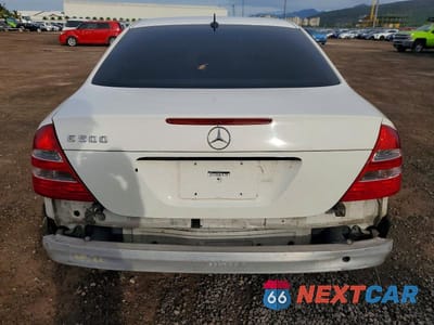 Zdjęcie 6 z 13 samochodu: 2005 MERCEDES-BENZ E 500 VIN:WDBUF70J05A663764 - miniatura