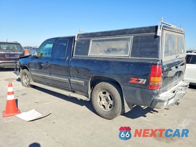 Drugie zdjęcie samochodu z przodu: 1999 CHEVROLET SILVERADO K1500 VIN:1GCEK19T8XE135548 - miniatura