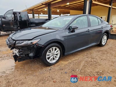 2025 TOYOTA CAMRY LE 4T1DAACK5SU524558 - główne zdjęcie licytacji z USA - miniatura