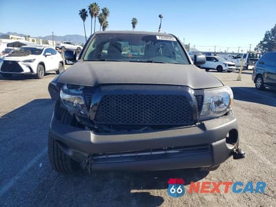 Piąte zdjęcie samochodu w środku: 2009 TOYOTA TACOMA PRERUNNER ACCESS CAB VIN:5TETU62N09Z651011 - miniatura