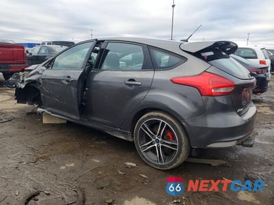Drugie zdjęcie samochodu z przodu: 2016 FORD FOCUS ST VIN:1FADP3L91GL202613 - miniatura