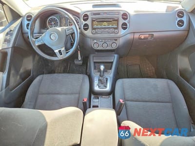 Zdjęcie 8 z 13 samochodu: 2014 VOLKSWAGEN TIGUAN S VIN:WVGBV3AX9EW518518 - miniatura