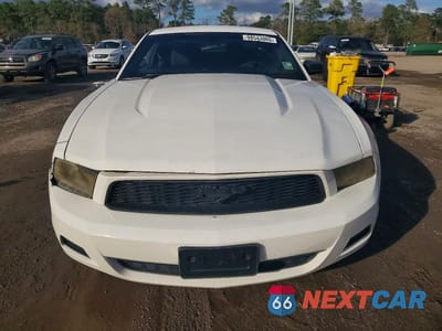 Piąte zdjęcie samochodu w środku: 2012 FORD MUSTANG VIN:1ZVBP8AMXC5264836 - miniatura