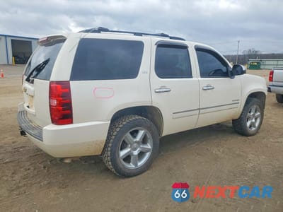 Trzecie zdjęcie samochodu z tyłu: 2013 CHEVROLET TAHOE K1500 LTZ VIN:1GNSKCE01DR370170 - miniatura