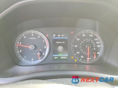 Zdjęcie 9 z 12 samochodu: 2018 HYUNDAI SONATA SPORT VIN:5NPE34AF6JH640516 - miniatura