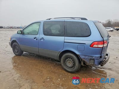 Drugie zdjęcie samochodu z przodu: 2002 TOYOTA SIENNA LE VIN:4T3ZF13C72U441799 - miniatura