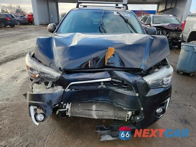 Piąte zdjęcie samochodu w środku: 2015 MITSUBISHI OUTLANDER SPORT SE VIN:4A4AR4AU0FE043230 - miniatura